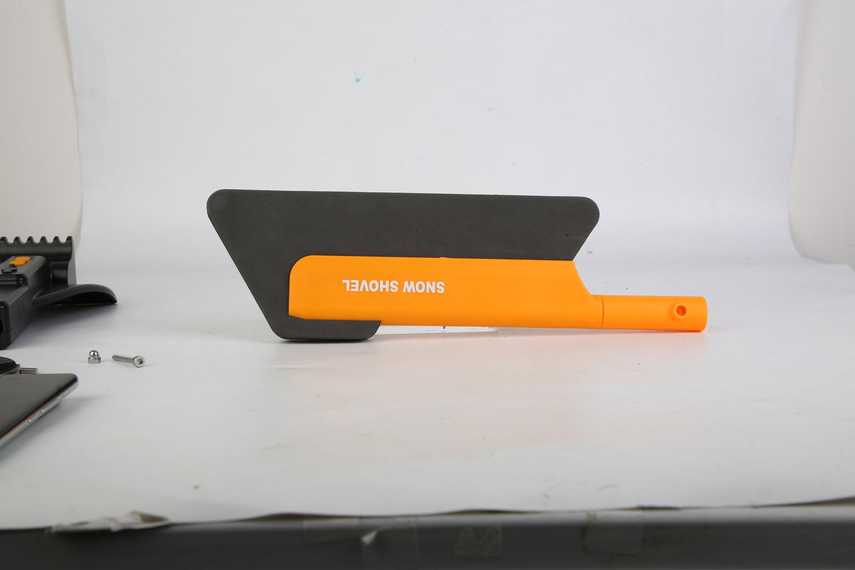 Caryvon Compact Emergency Car Snow Shovel — shovel head